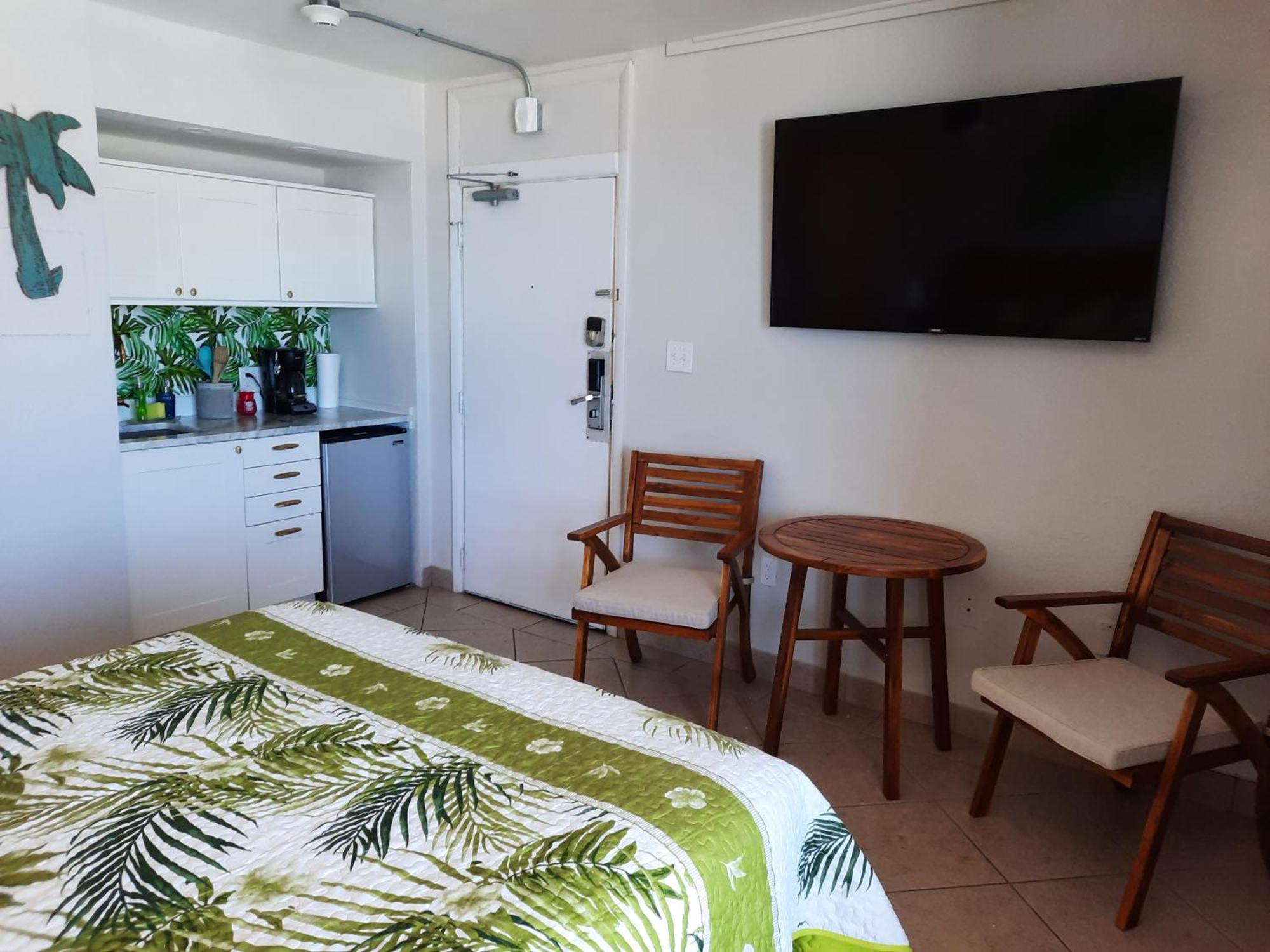 Daytona Beach Hawaiian Inn Daytona Beach Shores Екстер'єр фото